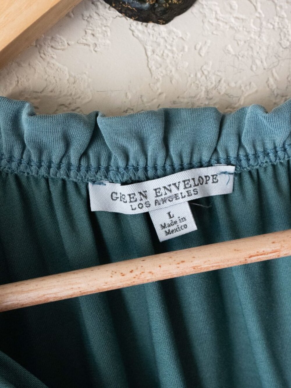 Green Envelope Womens L Teal Flutter Sleeve Top Ruffle Neck Tie Boho Blouse - Picture 4 of 14